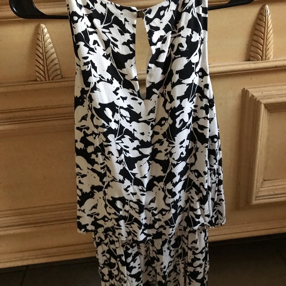 Romper - Picture 2 of 5